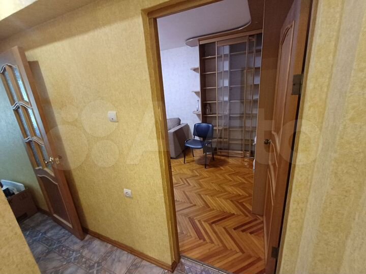 1-к. квартира, 30 м², 1/5 эт.