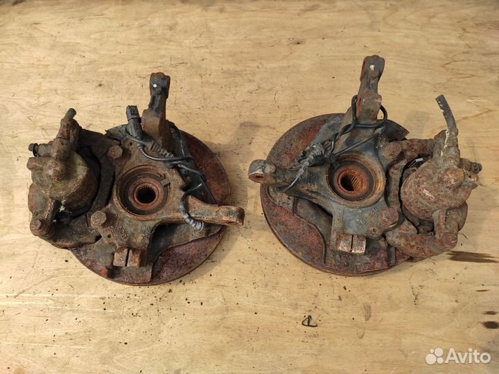 Кулак поворотный Z13DTJ на Opel Corsa D