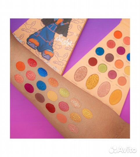 Палетки теней Bratz x Revolution