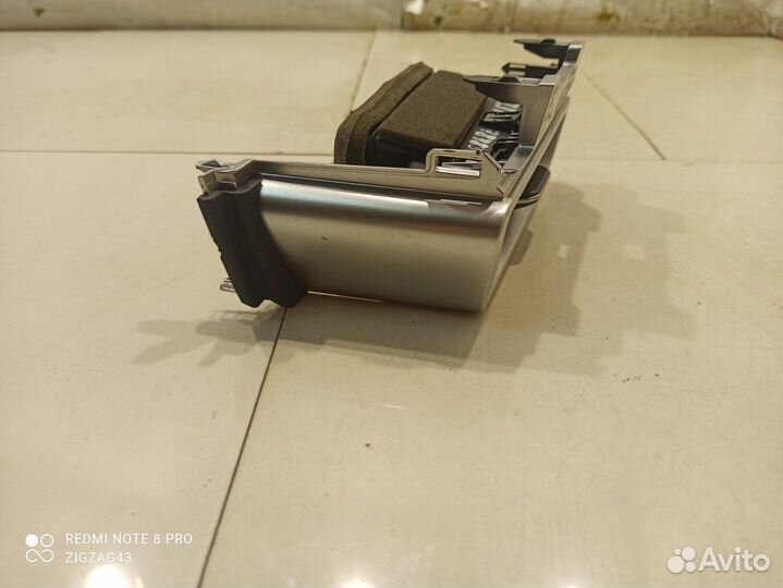 Воздушный дефлектор (правый) (Kia K5 III)