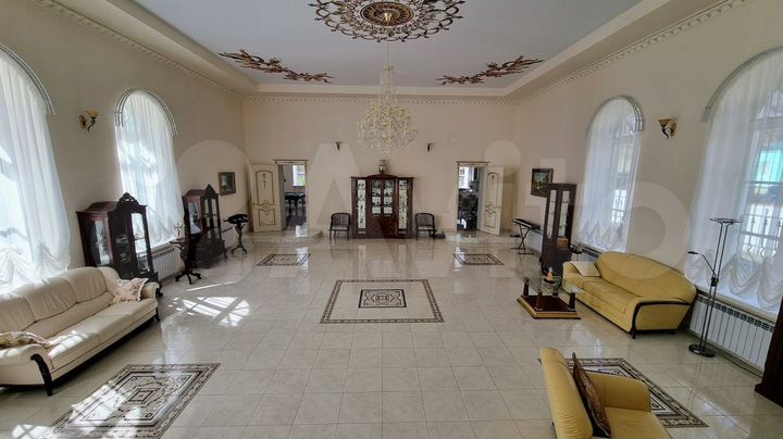 Коттедж 500 м² на участке 30 сот.