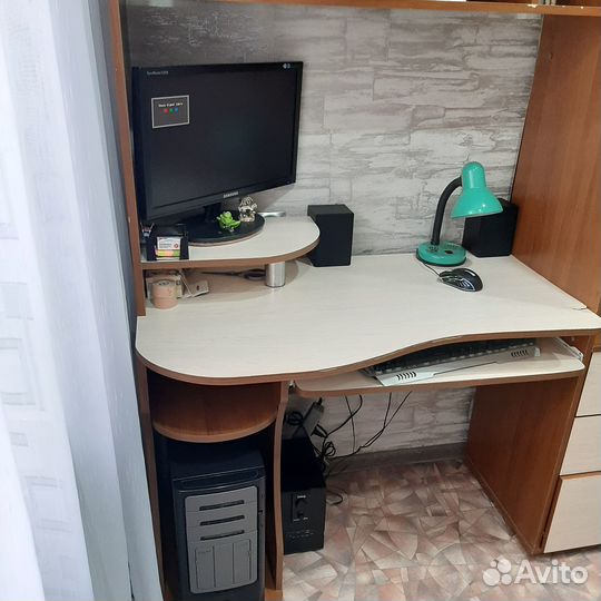 Компьютерный стол бу