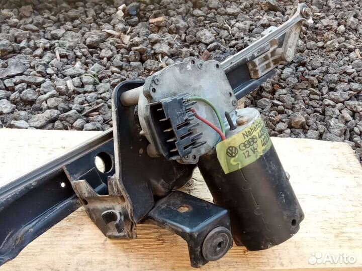 Трапеция дворников с моторчиком Ауди 100