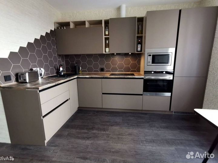 Кухонный гарнитур 