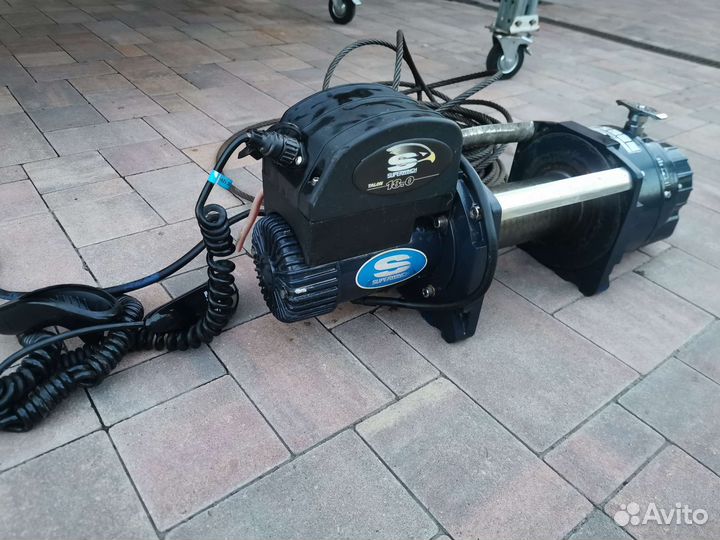 Автолебедка