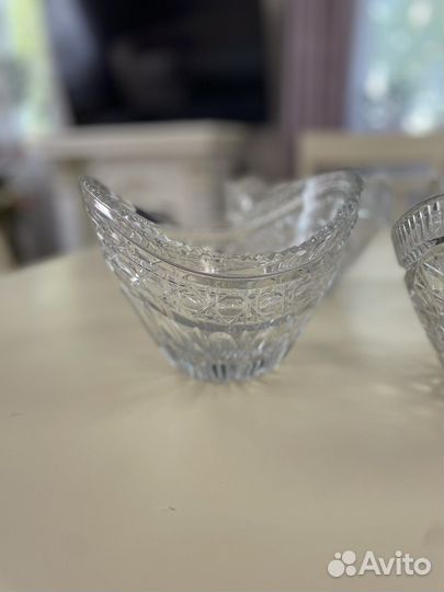 Хрустальные вазы конфетницы