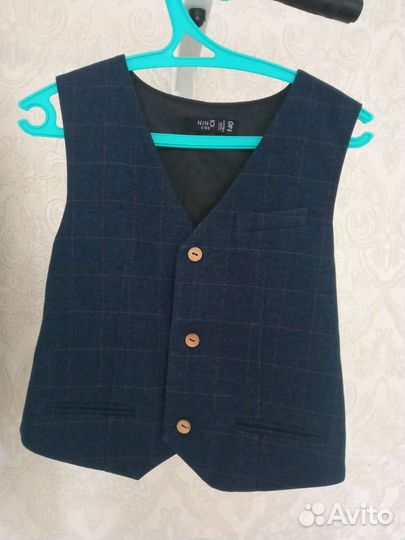 Жилеты школьные, рубашки школьные