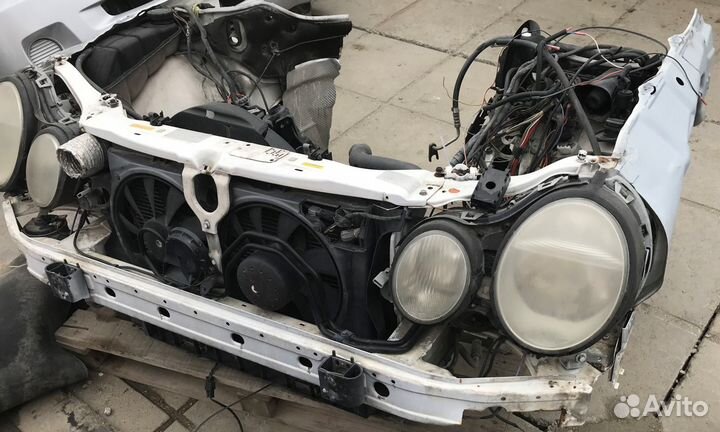 Фара Mercedes W210 E-Class (Мерседес В210)