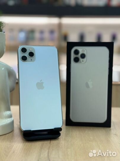 iPhone 11 Pro Max 512gb/Silver/79