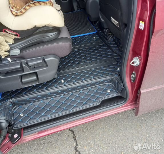 3D коврики премиум-класса для Nissan Serena C27