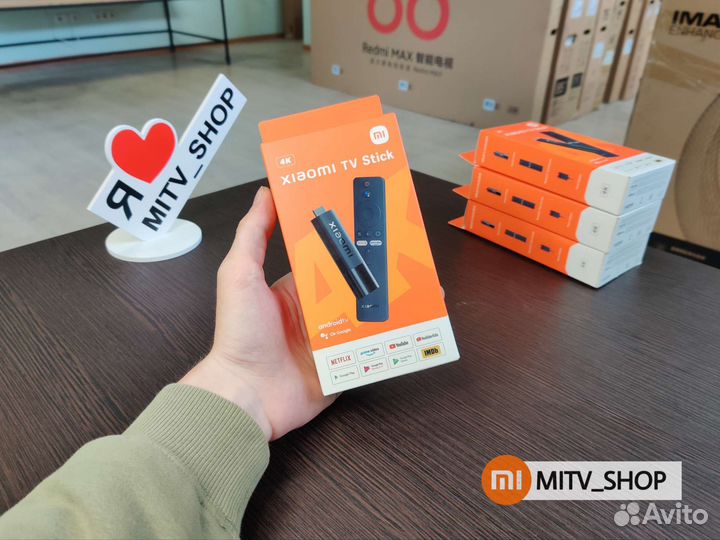 Приставка Xiaomi MI TV Stick 4K (3500 каналов)