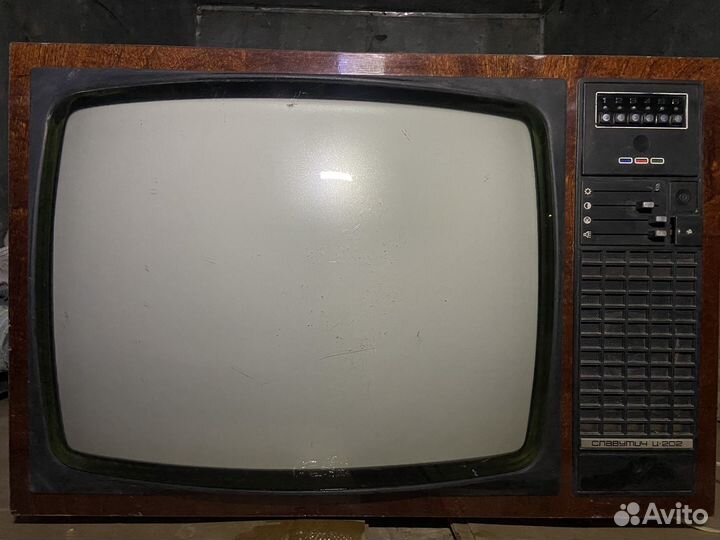 Телевизор