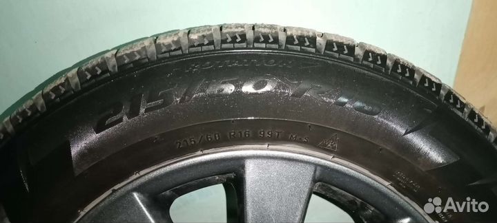 Литые диски R16 на камри с зимней резиной Пирелли