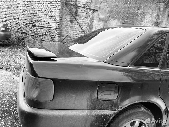 Продам спойлер