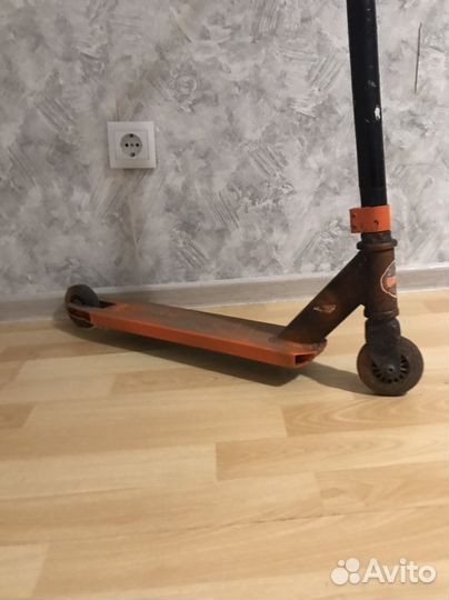 Трюковой самокат