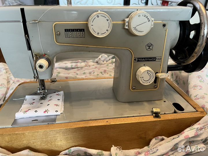 Швейная машина подольск 142