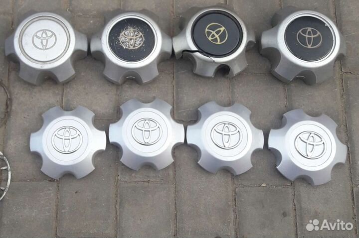 Колпачки на литые диски toyota
