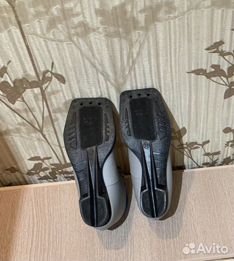 Лыжные ботинки детские 33