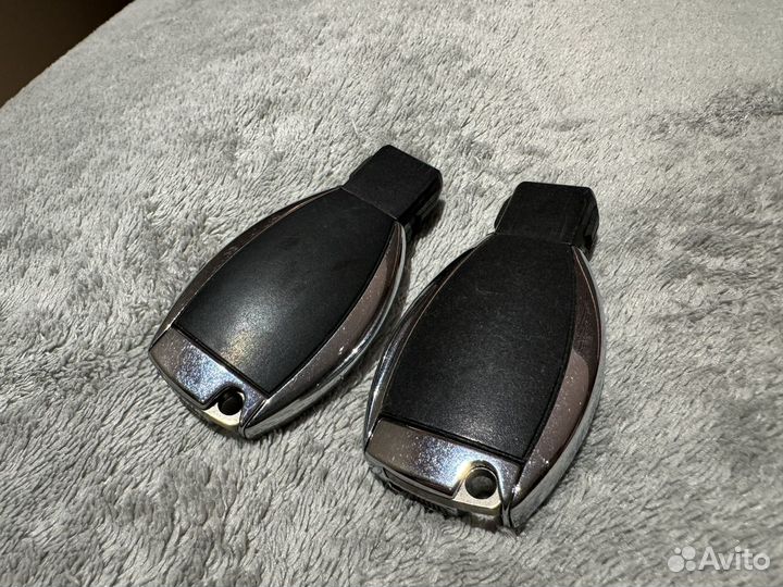 Ключ Mercedes рыбка