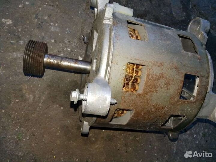 Электродвигатель от стиральной машины Занусси