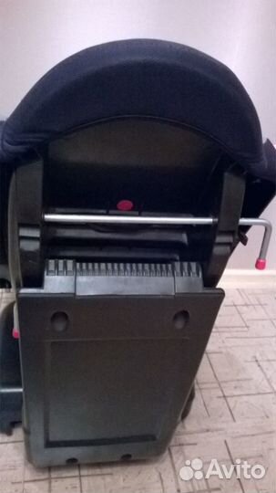 Детское удерживающее устройство