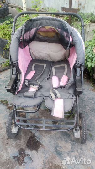 Коляска для двойни или погодок