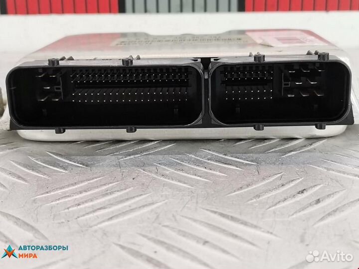 Блок управления двигателем Audi A8 D2/4D рест