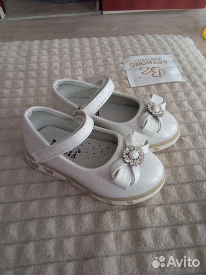 Туфельки для девочки 23 размер новые