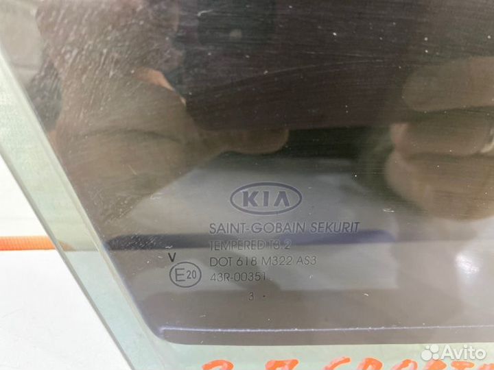 Форточка двери задняя правая Kia Sportage SL G4NA