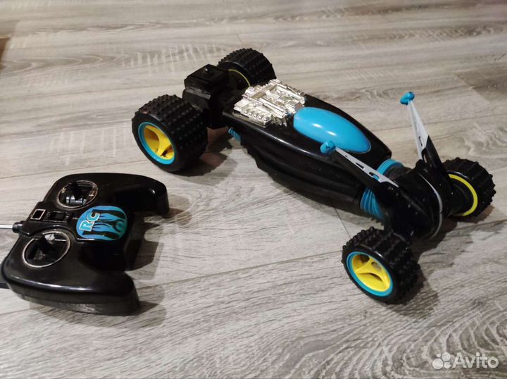 Радиоуправляемая машина