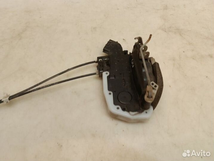 Замок двери передней правой Nissan Almera G15 1.6
