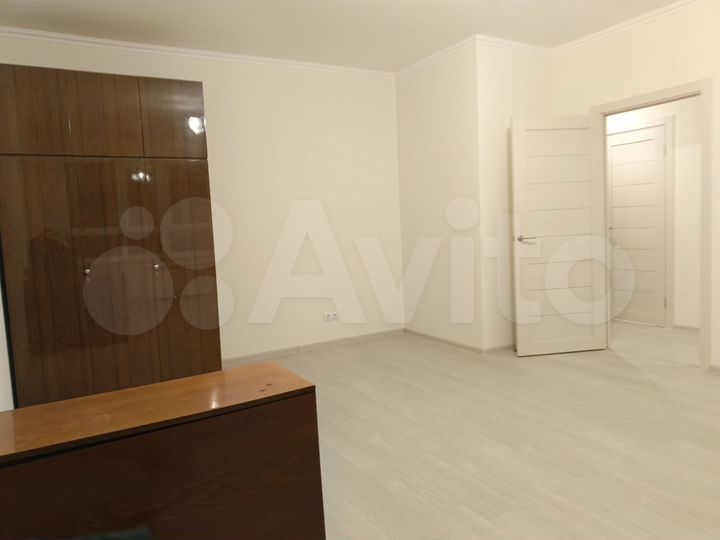 1-к. квартира, 60 м², 9/14 эт.