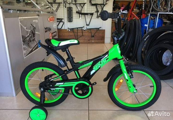Детский четырехколесный велосипед 18