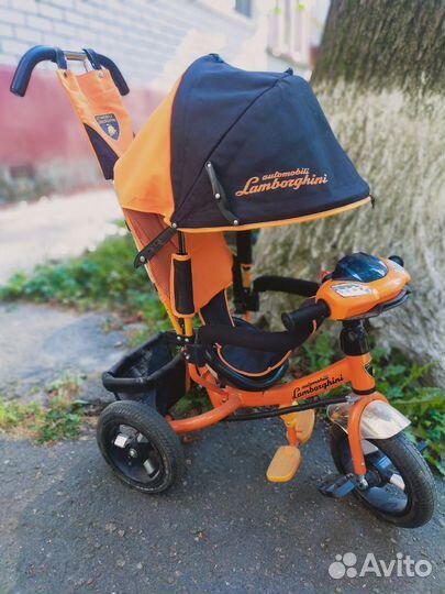 Трехколесный велосипед