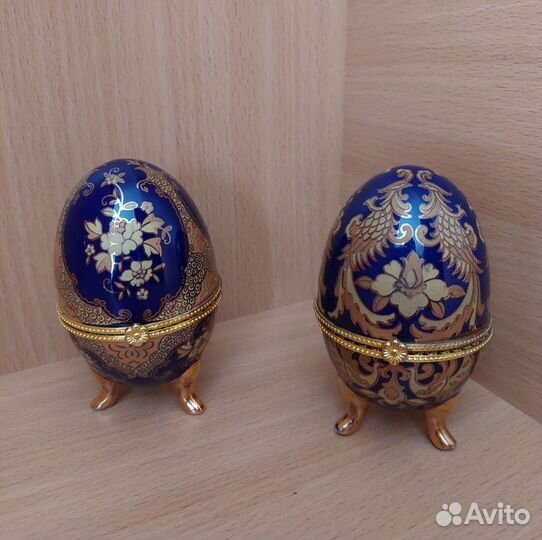 Продаю фарфоровые изделия из Гжели