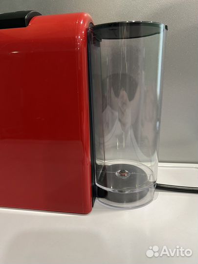 Капсульная кофемашина Nespresso Essenza Mini