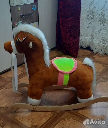 Качалка лошадь