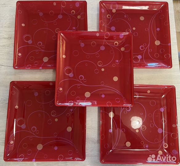 Тарелки квадратные
