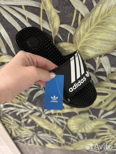 Шлепки сланцы Adidas 36,37