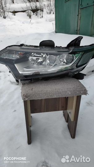 Фары на Mitsubishi Outlender