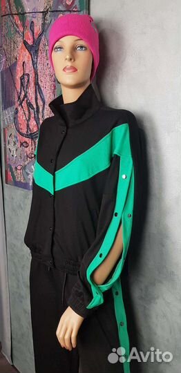 Стильный спортивный костюм Bottega veneta