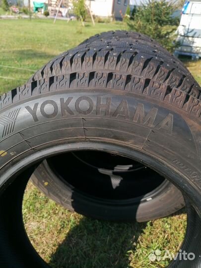 Yokohama Ice Guard IG55 215/60 R16 99T