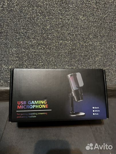 Студийный микрофон