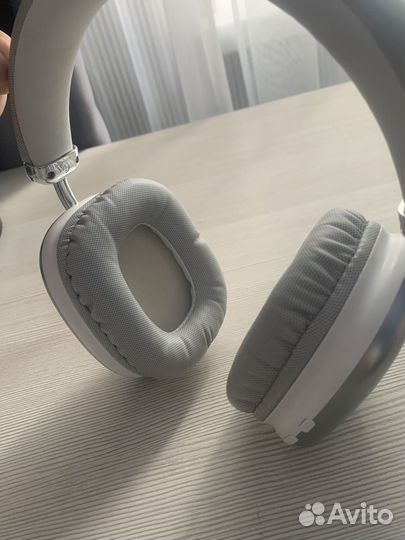 Беспроводные наушники