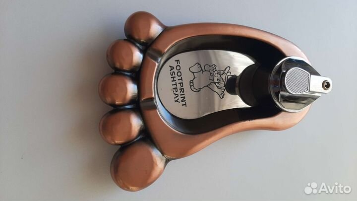 Новая пепельница с газовой зажигалкой