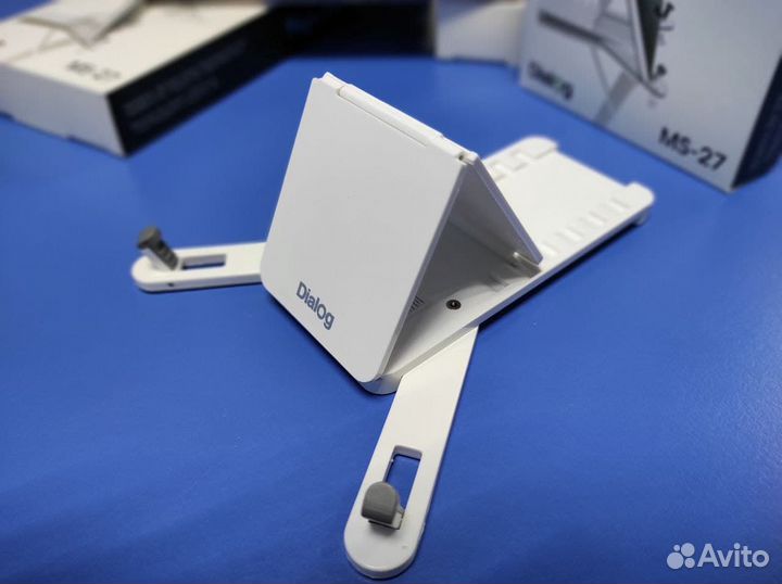 Новая подставка для планшета Dialog