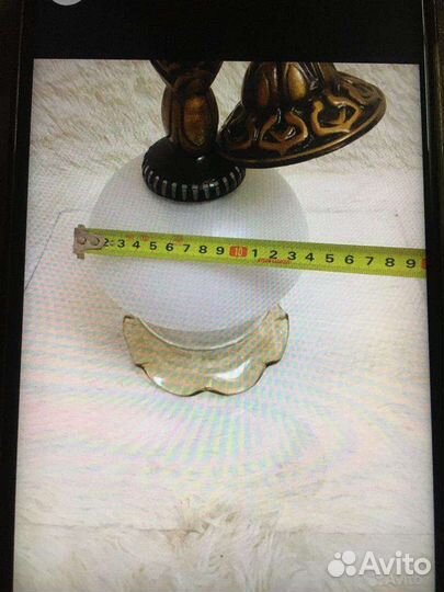 Плафон и люстра. Новые