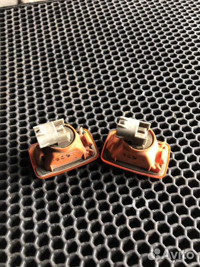 Toyota camry 30 поворотник в крыло