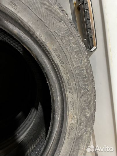 Hankook Winter I'Pike 225/60 R17