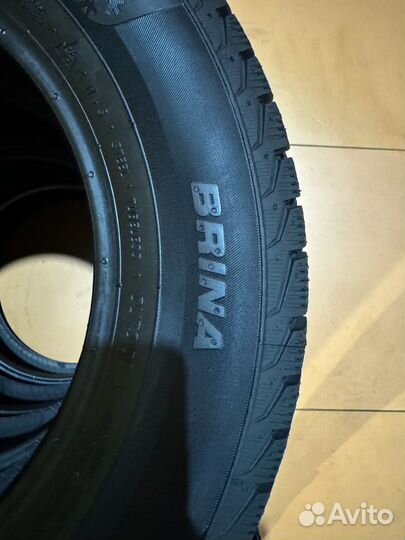 Viatti Brina V-521 175/70 R14 84T